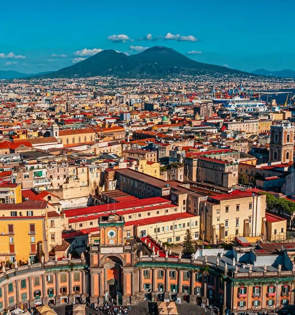 Smart Station Hotel Naples 3*,