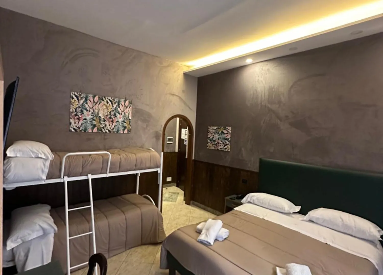 ***  Smart Station Hotel Naples Italie
