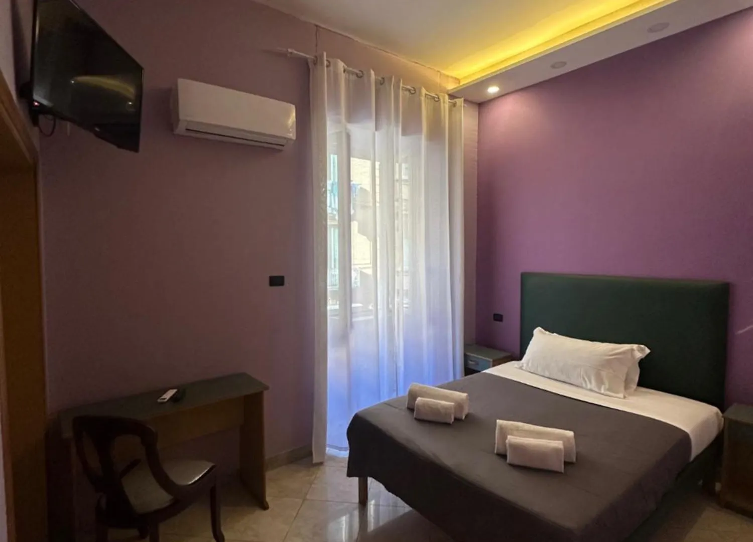 Smart Station Hotel Naples 3*,  Italie